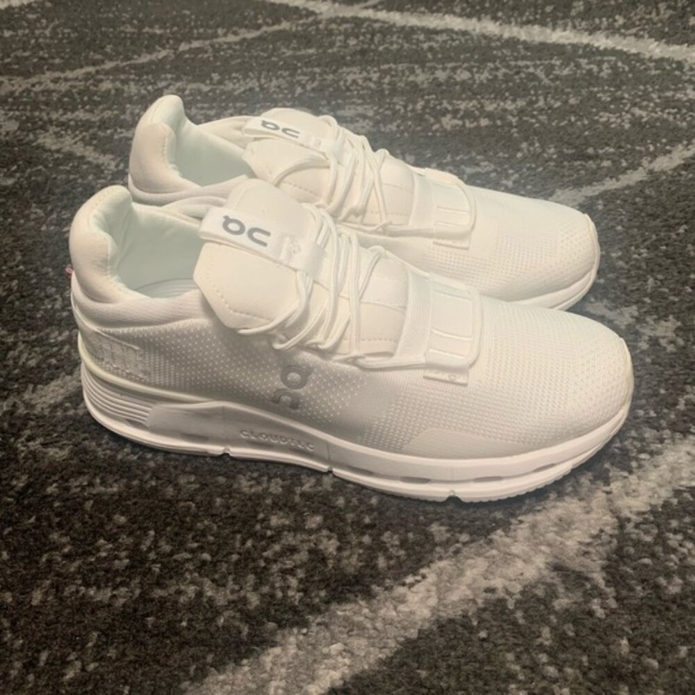 On Running Cloud Nova Women’s Running shoes size 5, 6 - Picture 1 of 6
